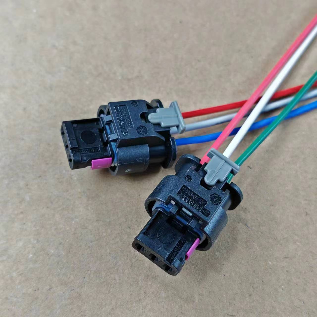 博士点火线圈插头康明斯曲轴传感