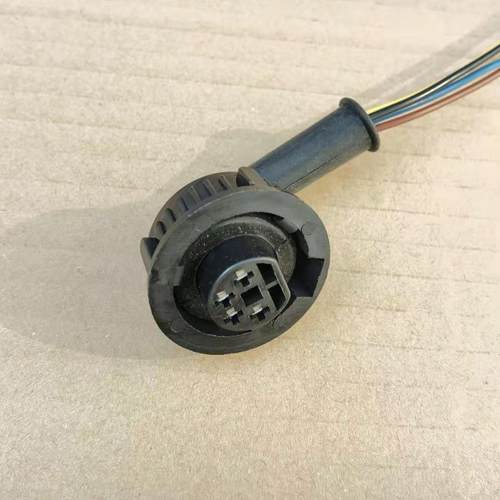 适配德龙车速里程表传感器插头F2000F3000新M3000传感器大灯插头