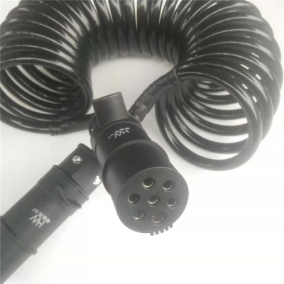 半挂车电源连接线解放J6/JH6欧曼豪沃6.5米通用7孔芯纯铜插头插座