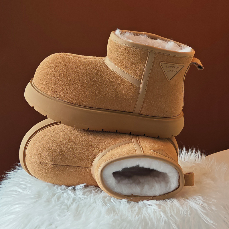 欧货小胖丁真皮雪地靴女2025冬季新款卡皮巴拉羊毛短靴保暖女棉鞋