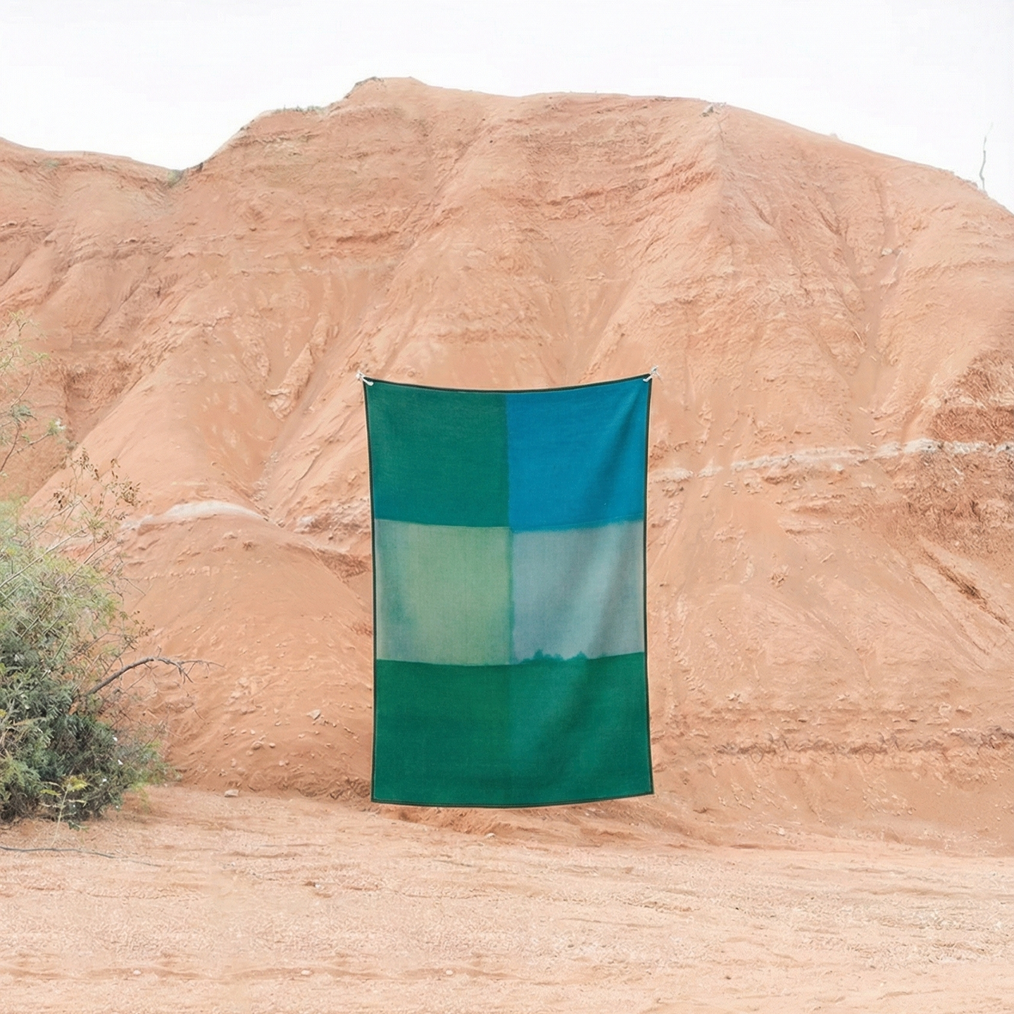 Trippy原创 渐变晕染苔藓绿森林湖泊蓝色块 艺术治愈客厅极简地毯,居家布艺,地毯,淘宝优惠券,粉丝福利购,淘宝优惠卷