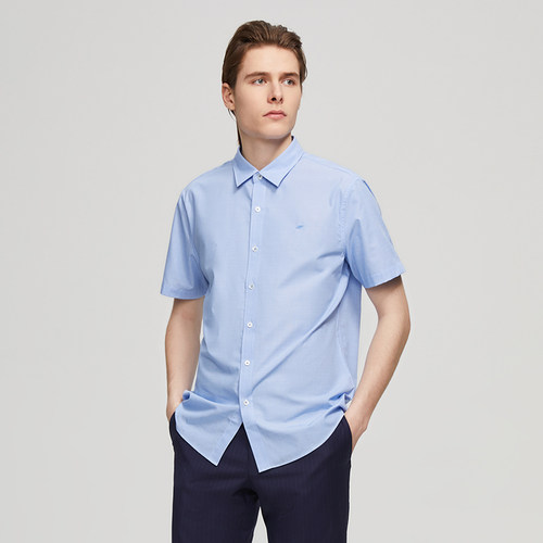 蔓哈顿夏季新款男士短袖衬衫青年纯色衬衣浅色尖领修身短衬潮