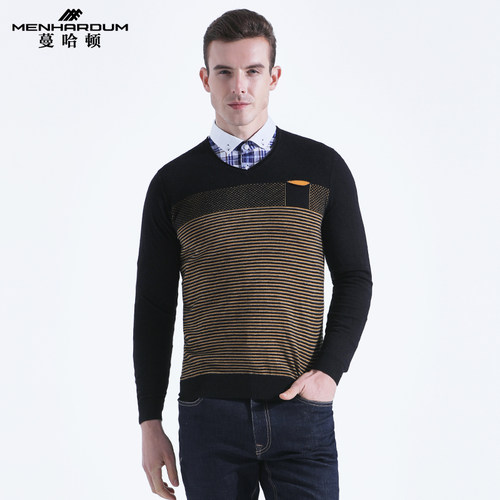 蔓哈顿秋冬V领毛衣撞色打底衫