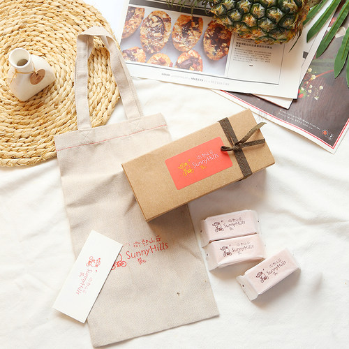 凤梨酥台湾特产微热山丘糕点