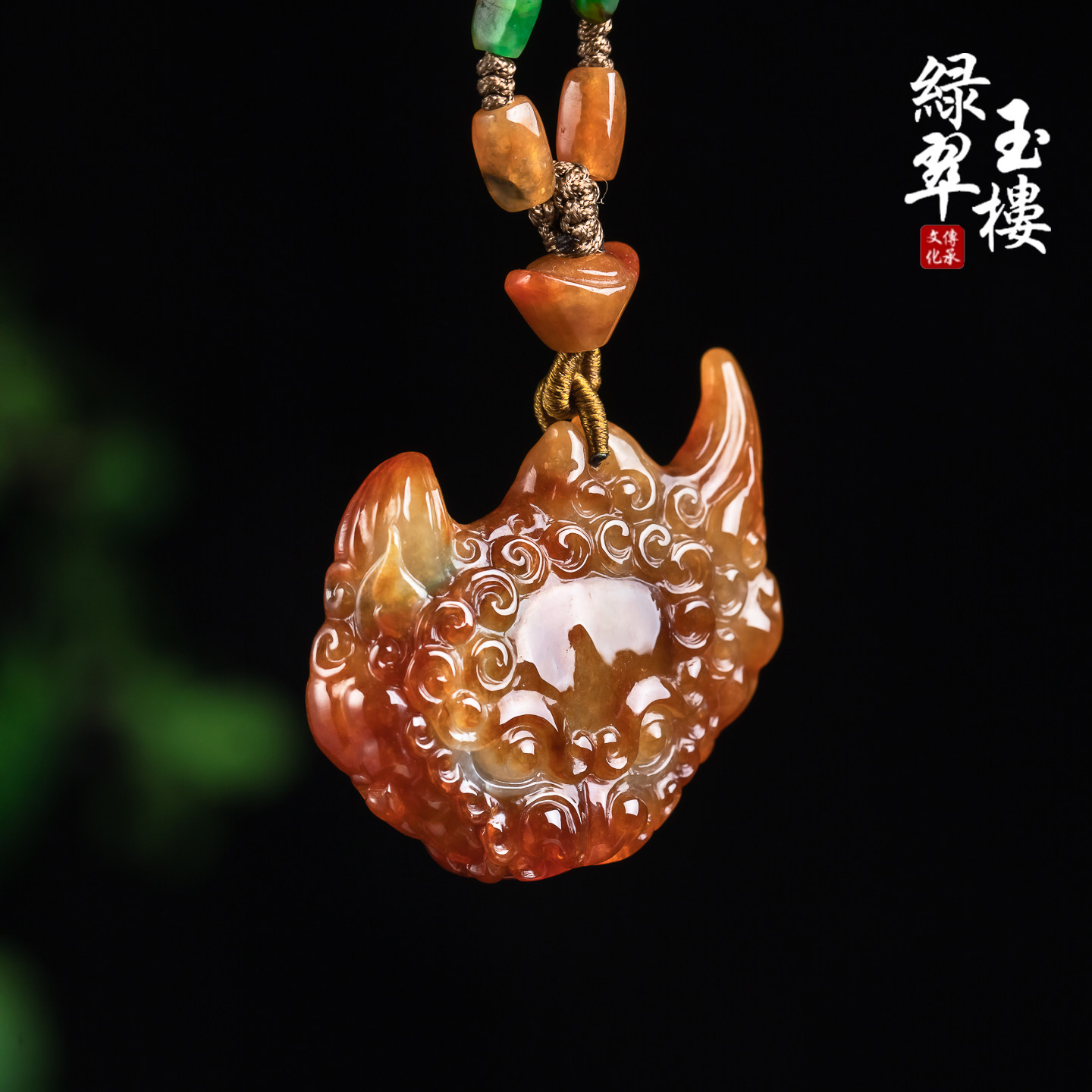 翡翠黄翡独角兽吊坠独当一面挂件