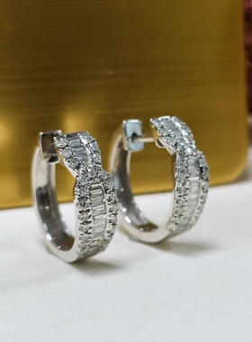 18k白金钻石小8耳环 60分镶嵌 梯方圆钻满钻群镶小麻花时尚气质款
