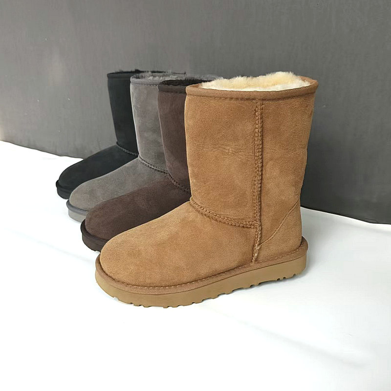 羊皮毛一体冬季中高筒女雪地靴