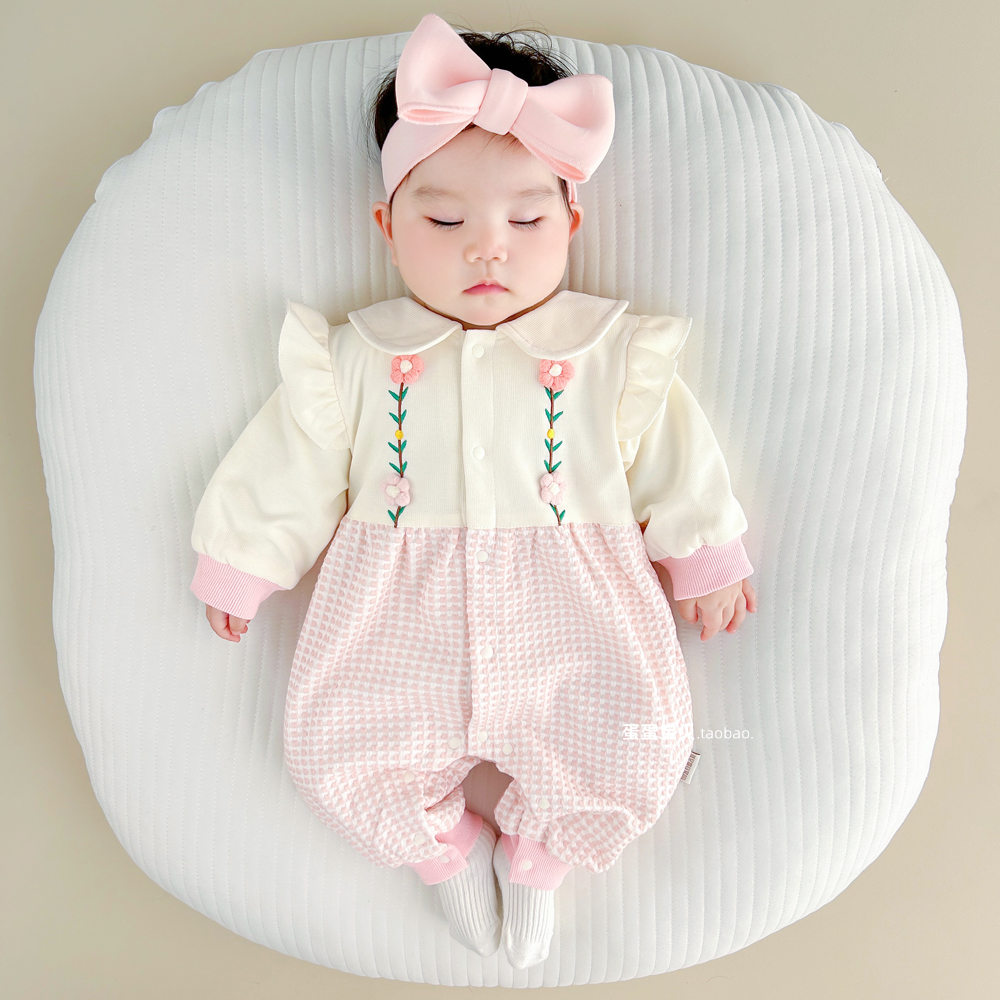 女宝宝春季公主甜美小花长袖爬服