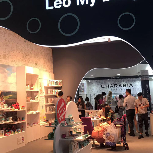 母婴展奶粉快闪婴幼儿展示装修高档潮牌简约装修店铺设计