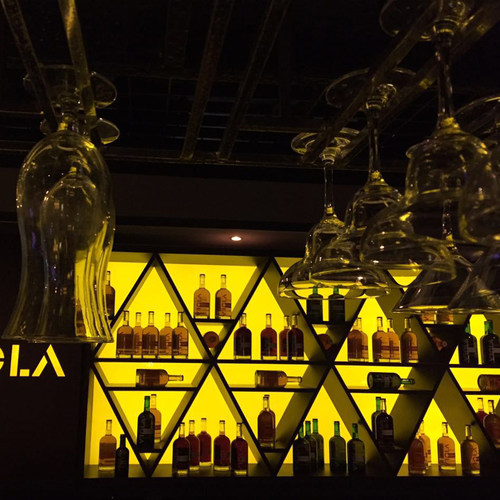 酒吧清吧居酒屋精酿啤酒装修男装高档潮牌简约装修店铺设计