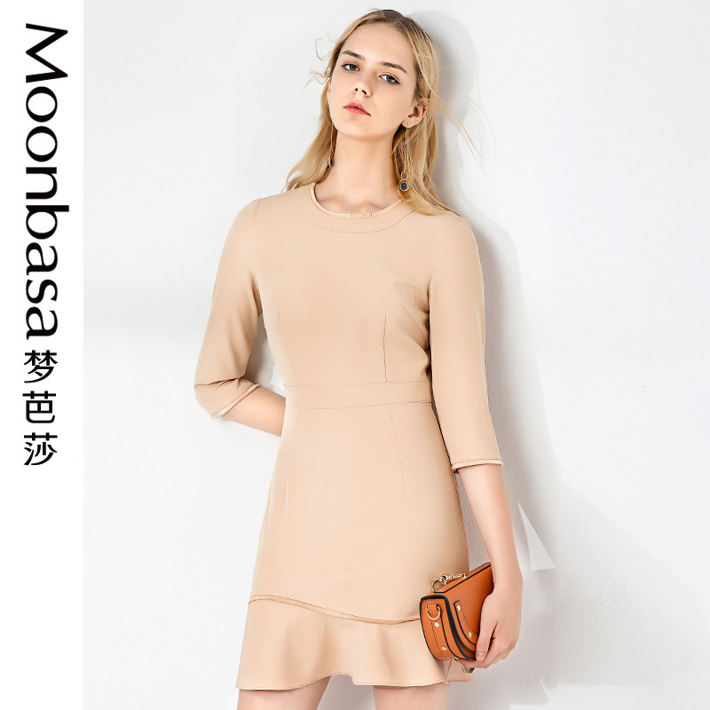 Moonbasa梦芭莎 2018春装新品五分袖收腰包臂流苏连衣裙