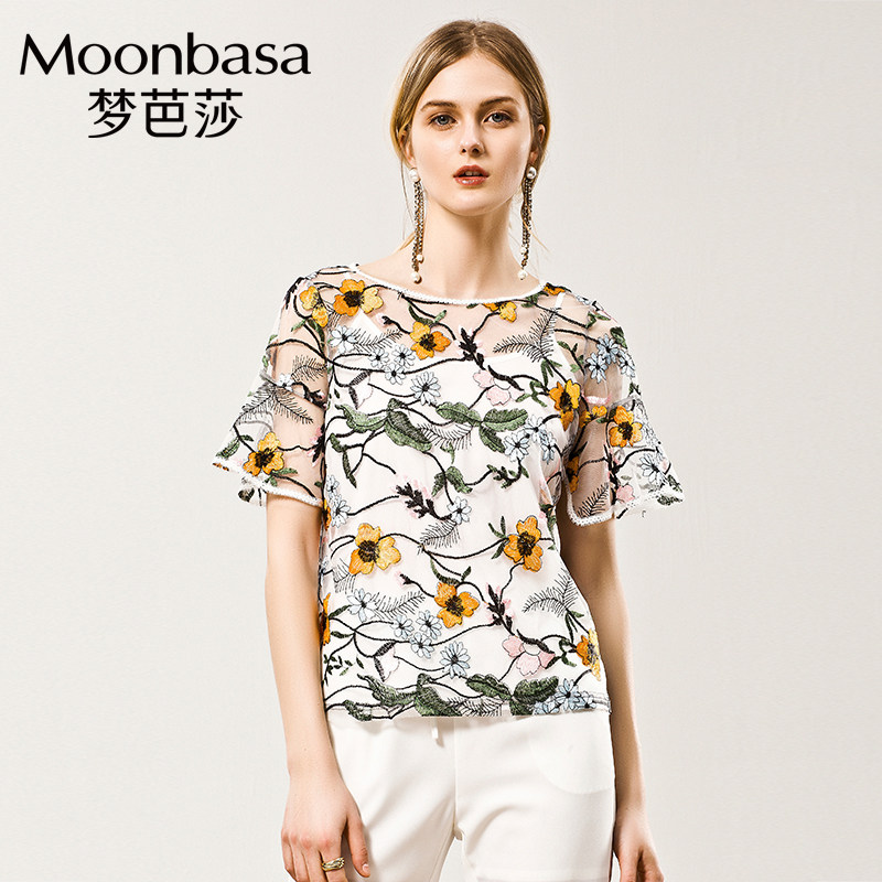 Moonbasa/梦芭莎民族风夏装女绣花短袖上衣文艺透视装两件套时尚