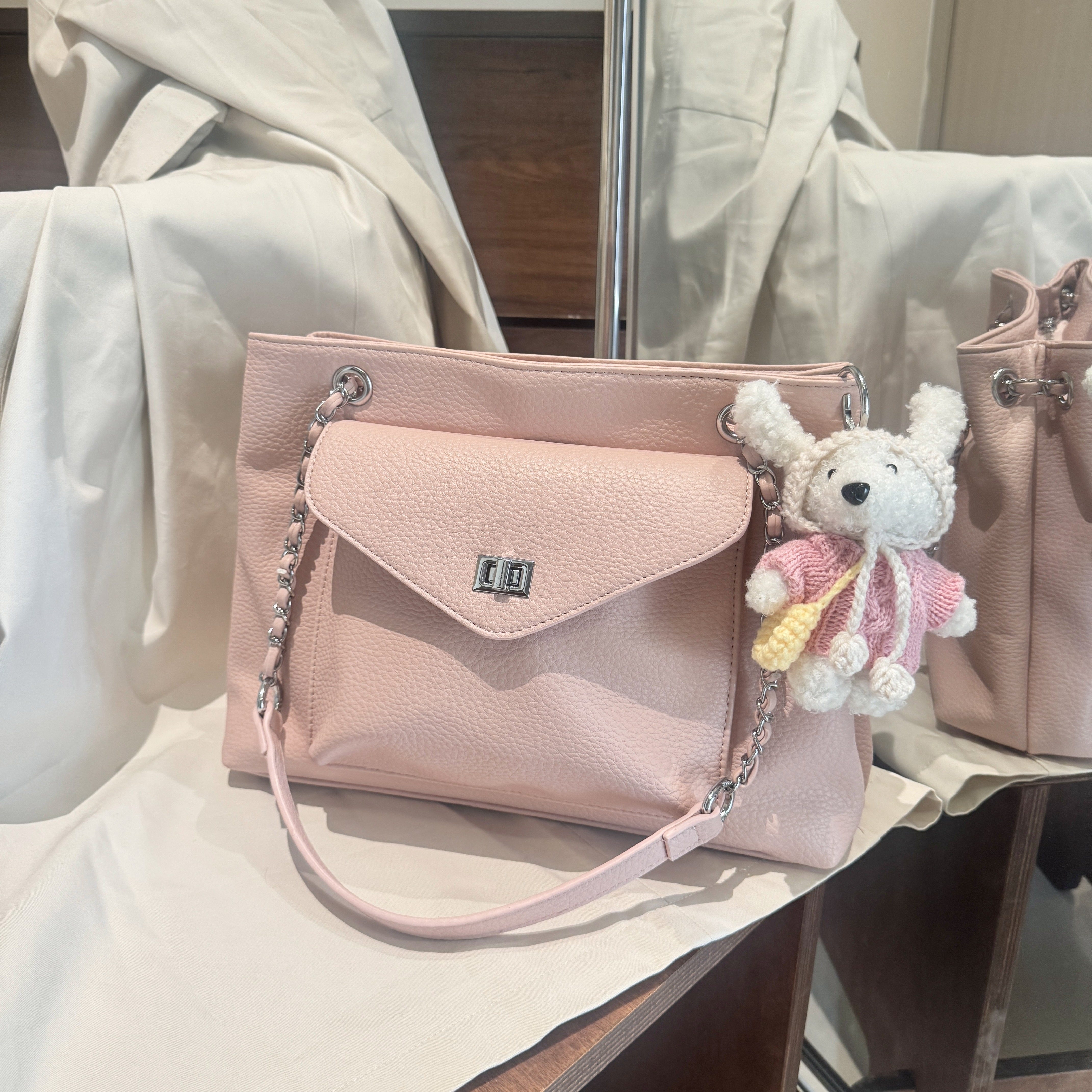 艾米兔女包2026新款日常休闲纯色托特包大容量单肩包日常通勤包