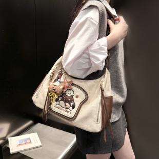 艾米兔女包2026新款 简约单肩托特包 通勤百搭休闲可爱印花小众时尚