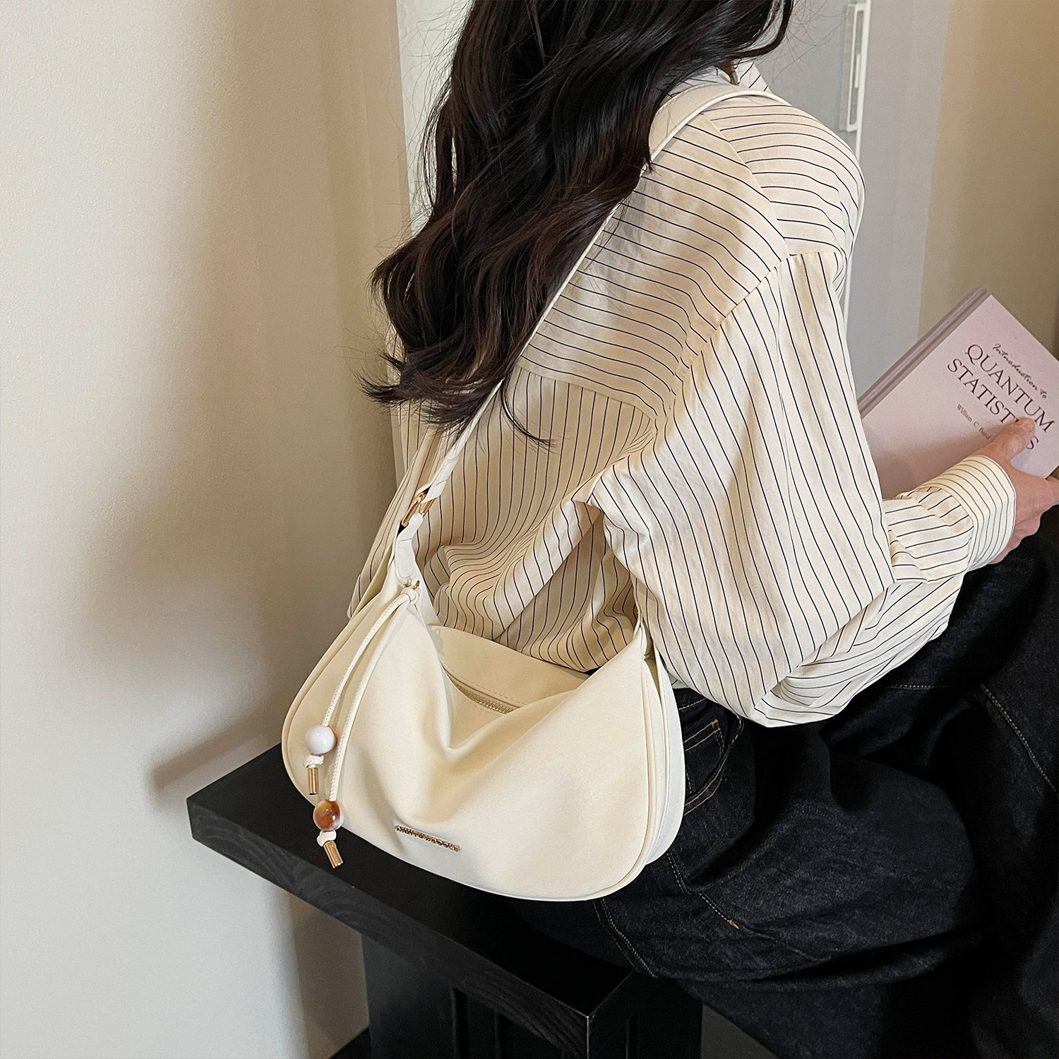 艾米兔女包2026新款日常百搭通勤洋气大容量休闲简约单肩斜挎包