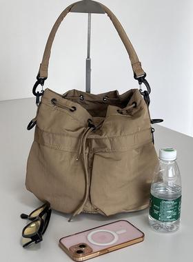 多巴胺dopamine经典复古水桶包大容量通勤包出行单肩斜挎包抽绳包