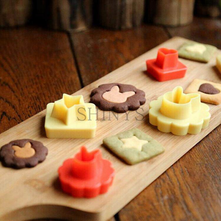 DIY食品级塑料饼干模具 儿童宝宝辅食星空兔子小熊爱心双面饼干模