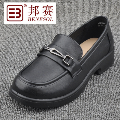 乐福真皮平跟软面单鞋子