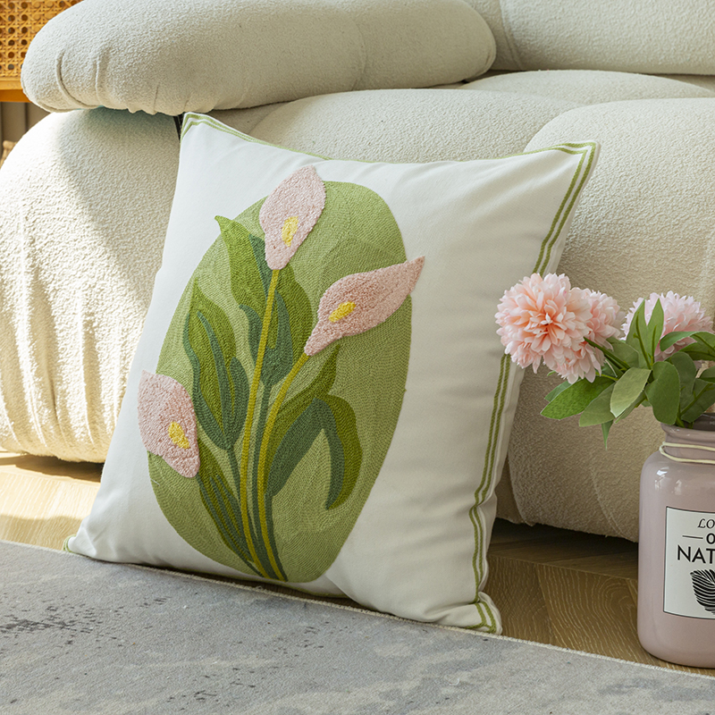 依兮正版纯棉刺绣抱枕靠垫