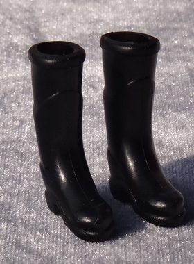 1:12dollhouse娃娃屋仿真模型 迷你家具配件装饰 黑色塑胶雨靴