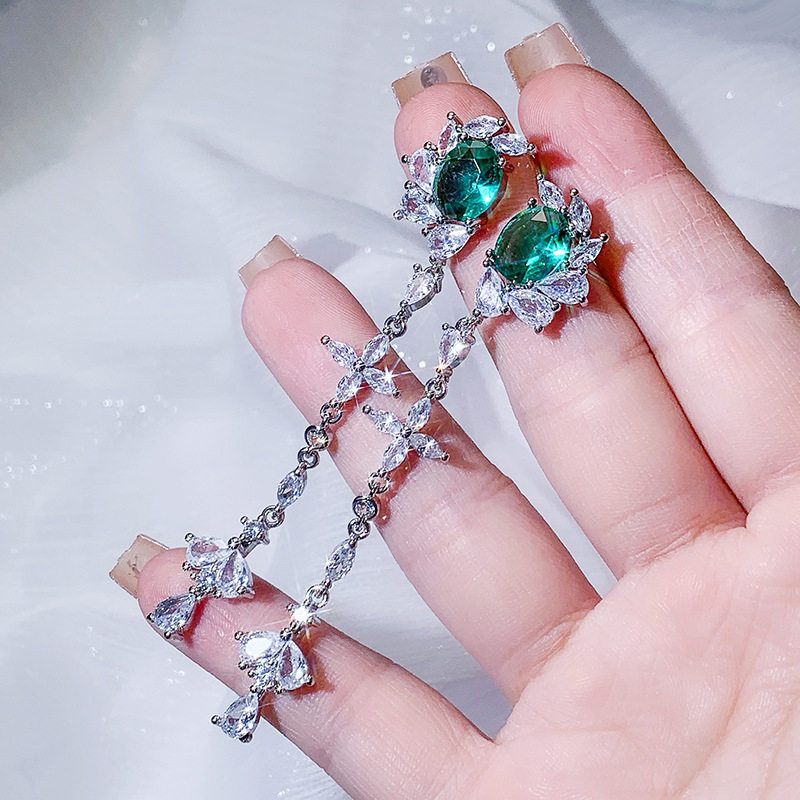 欧美高端珠宝女士小清新气质仿真祖母绿锆石镶嵌镀白金耳钉耳饰