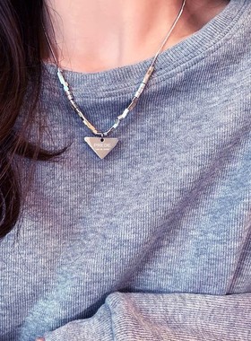 ins三角形小方块拼接字母项链钛钢百搭嘻冷淡风锁骨链时尚毛衣链