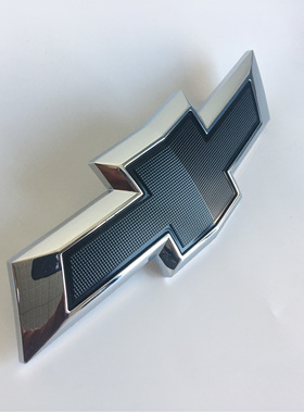 适用于雪佛兰迈锐宝中网标志迈瑞宝改装黑色车标尾标前车头装饰贴