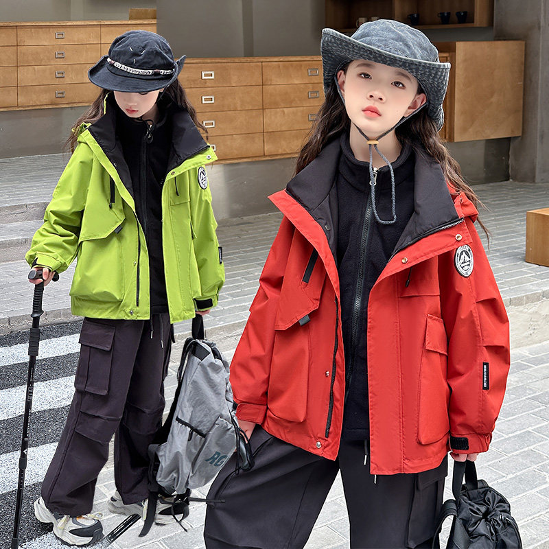 女童外套秋2026新款三合一冲锋衣图片