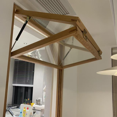 原木色厨房推拉木门中古风玻璃窗