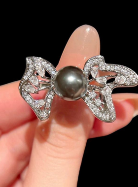 塔希提幻彩黑珍珠蝴蝶结宝石戒指 大溪地黑蝶蚌 花瓣锆石贝珠戒指