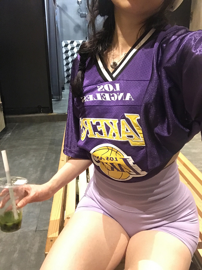 Morningoolala 速干球队v领短款运动短袖 宽松健身跑步罩衫上衣女