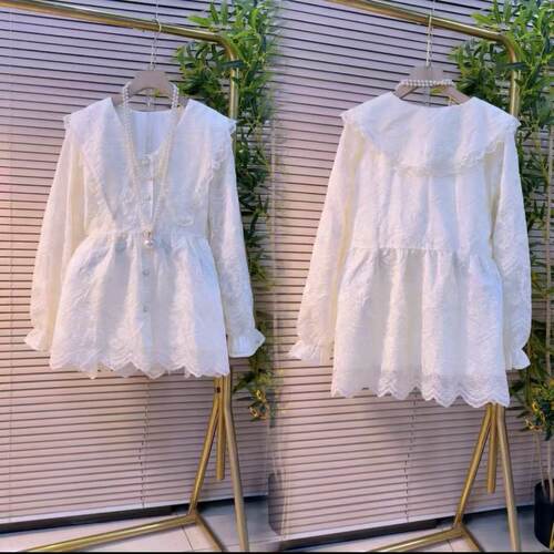 娃娃领设计款纯色衬衫大码女装