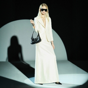 修身 高级定制2026春秋新款 裙长款 套装 显瘦高贵优雅 乳白色丝毛西装