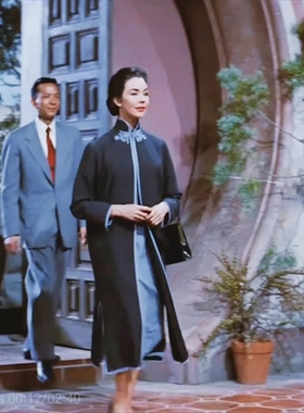 好莱坞电影同款中式深蓝色披风长外套+浅蓝色旗袍连衣裙两件套装