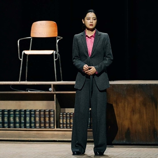 两件时尚 高端定制辛芷蕾同款 西服阔腿裤 套装 大牌春 深灰色羊毛西装