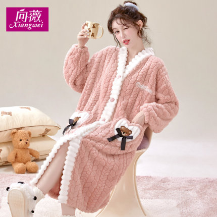 秋冬女加绒加厚长款保暖可外穿家居服睡袍珊瑚绒浴袍睡衣甜美可爱
