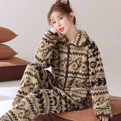 可外穿费尔岛莎粒绒家居服女秋冬天复古风法兰绒保暖睡衣套装