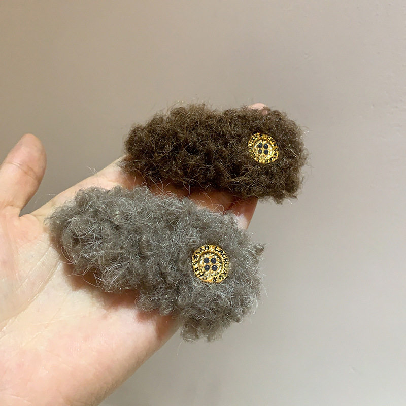 秋冬温柔软绵绵长毛绒几何三角形BB夹刘海夹新款可爱碎发边夹发夹,饰品/流行首饰/时尚饰品新,民族风发饰,淘宝优惠券,粉丝福利购,淘宝优惠卷