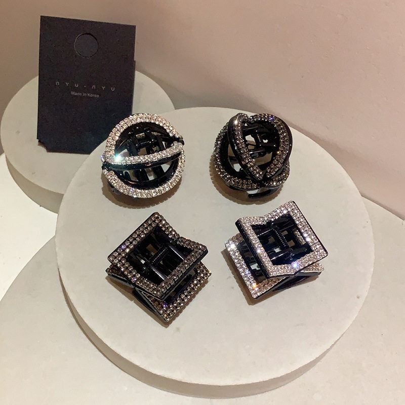 时尚女团风黑色超闪水钻圆形镂空固定马尾小抓夹韩版满钻方形发抓,饰品/流行首饰/时尚饰品新,民族风发饰,淘宝优惠券,粉丝福利购,淘宝优惠卷