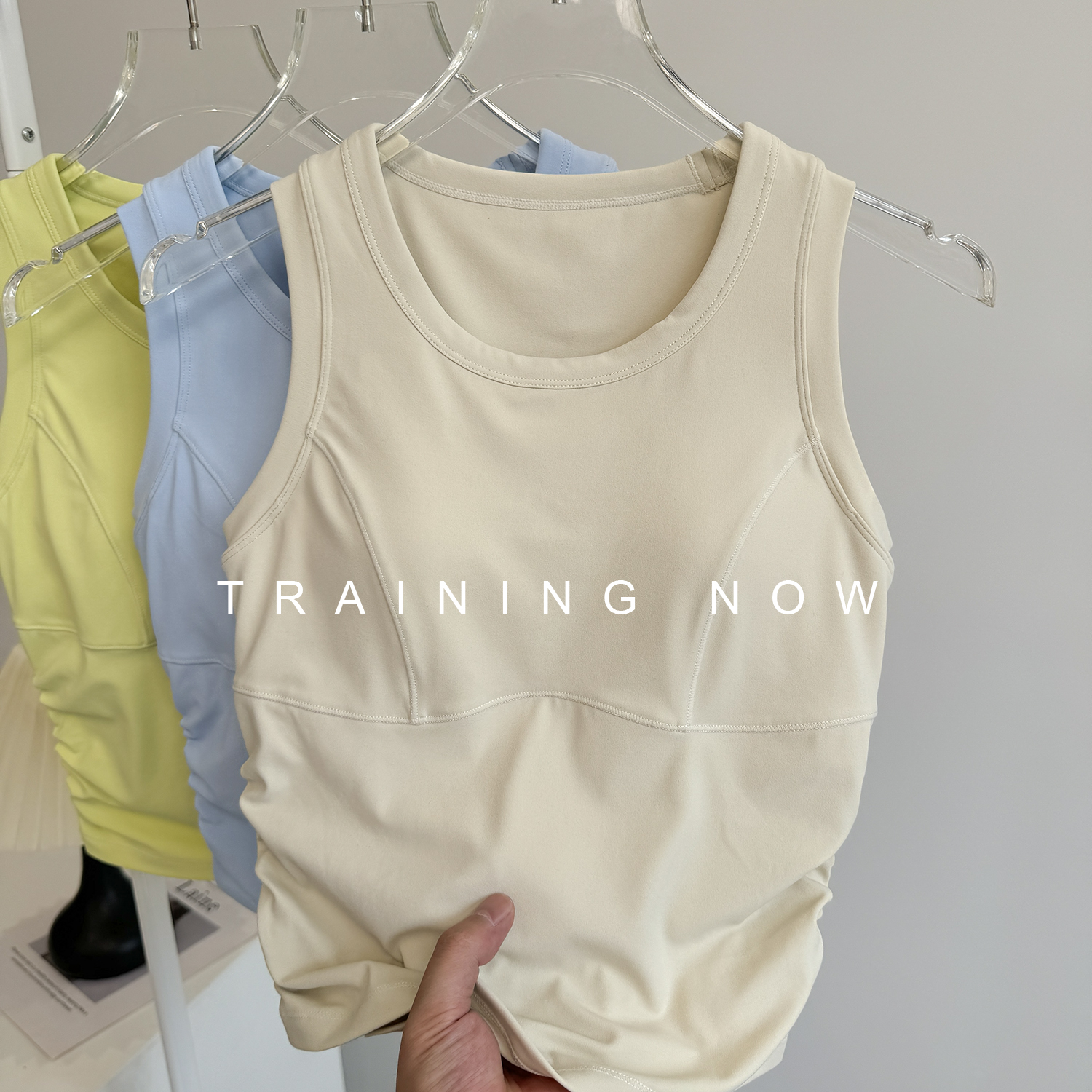 高级感一体式运动内衣女防震瑜伽背心外穿健身文胸普拉提上衣夏季