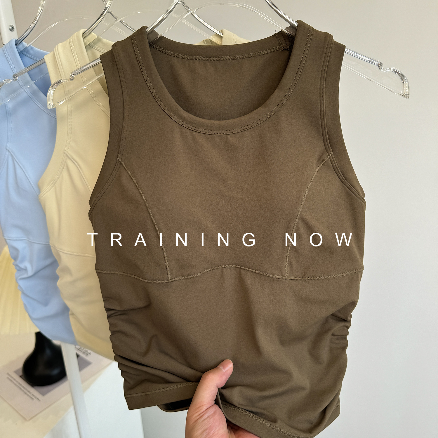 遮副乳固定胸垫瑜伽背心一体式可外穿健身时尚美背文胸运动内衣女