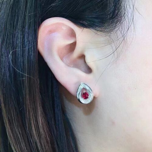 18K天然鸽血红水滴红宝石耳钉