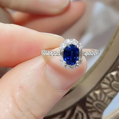 千千弘18K白金蓝宝石戒指