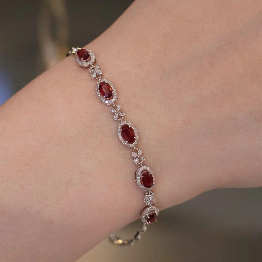 18K白金镶嵌天然红宝石奢华钻石手链