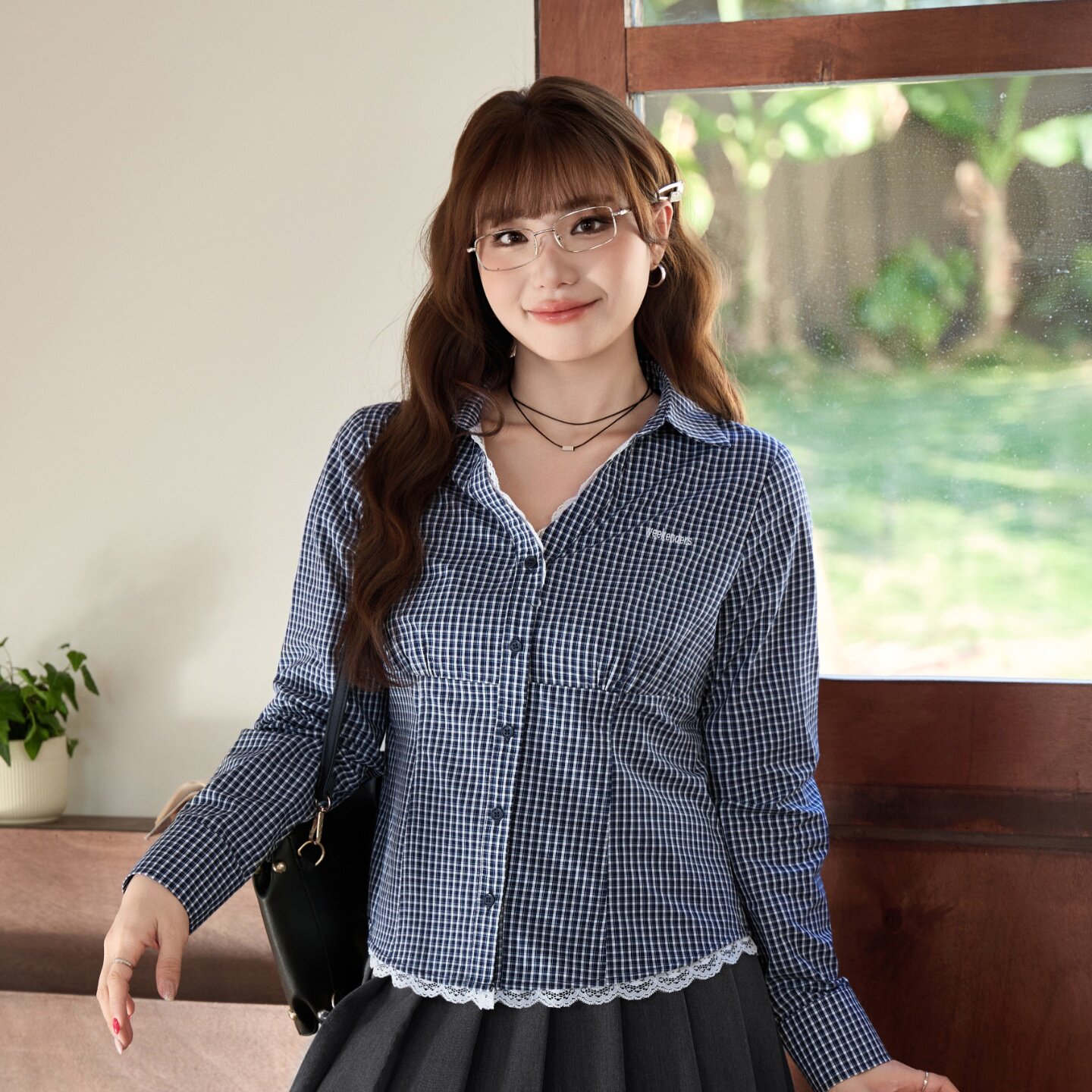 2026春季新款韩版大码女装撞色格纹蕾丝拼接衬衫胖mm修身显瘦上衣