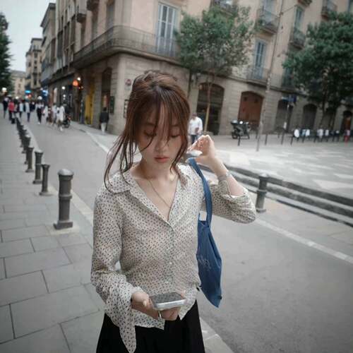 fle*ta碎花衬衫韩国设计师女装翻领百搭显瘦修身慵懒开衫韩系外套