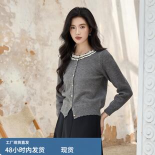 大尺码女装秋季灰色蕾丝装饰条针织上衣显瘦短款通勤长袖内搭衣女