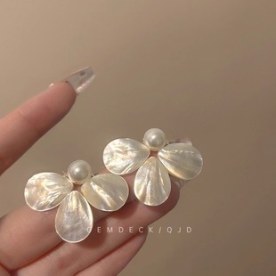 瑞士【设计师】Francesca S925银针法式复古珍珠贝母花瓣耳钉耳环