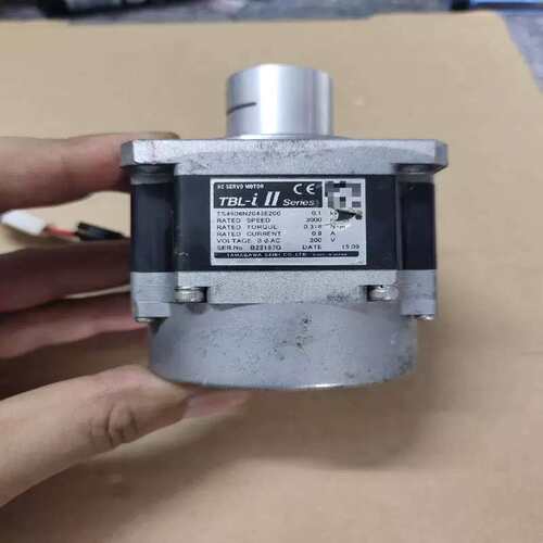 议价TS4606N2043E200电机，成色如图