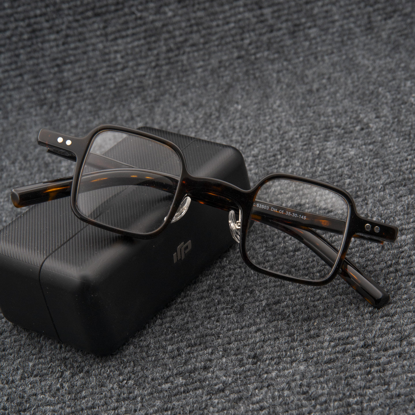 小块哥同款黑色板材方形全框小框眼镜架男手工日系女款玳瑁色平光